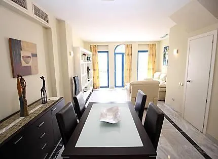 דירה House *